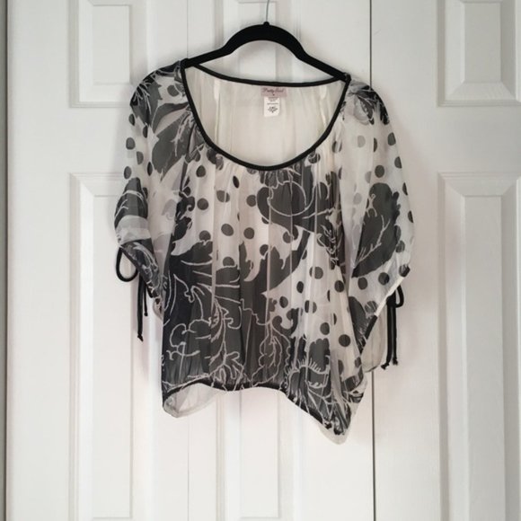 Black and White Sheer Floral Blouse - Picture 1 of 7